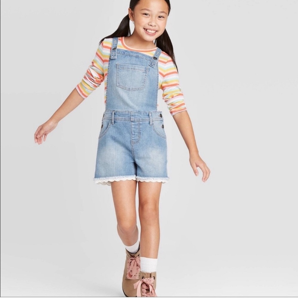 Girls Cat & Jack Eyelet Shortalls Overalls SZ M